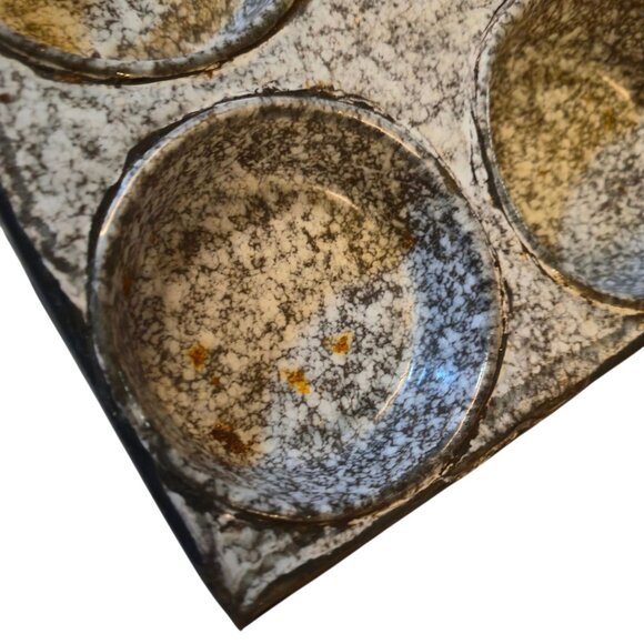 Vintage Enamelware Speckled Gray 8 Cup Muffin Pan Farmhouse Rustic Antique Decor - Picture 14 of 16
